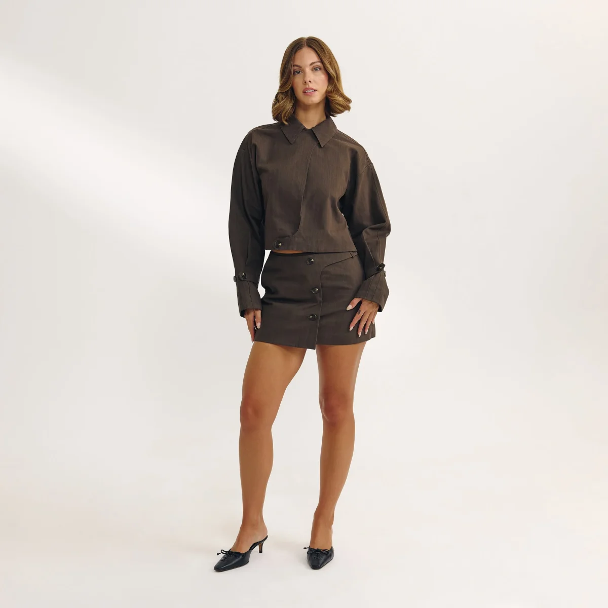 Mini-jupe Boutonnée - Marron Foncé – Image 2