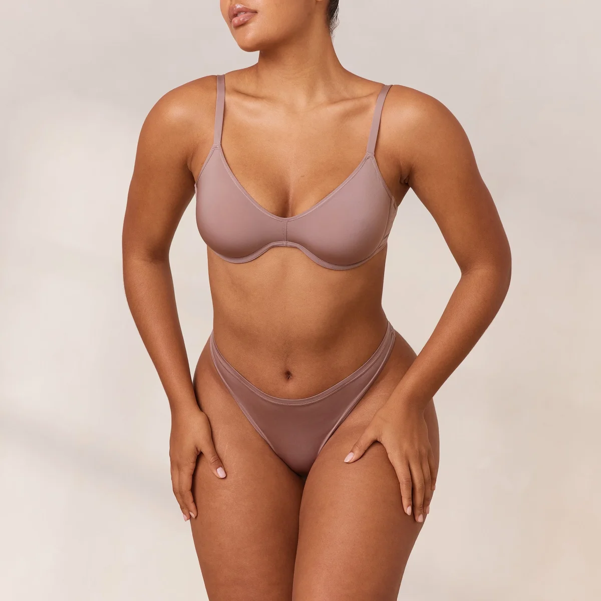 Barely There Plunge Soutien-Gorge - Cassis – Image 8