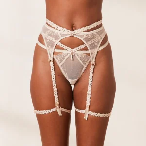 String et Porte-jarretelles Casey Intimates (Ensemble) - Champagne