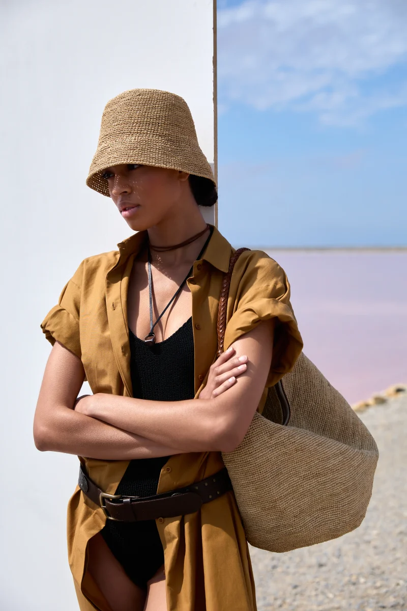 UTOPIA Dark Tea – Image 9