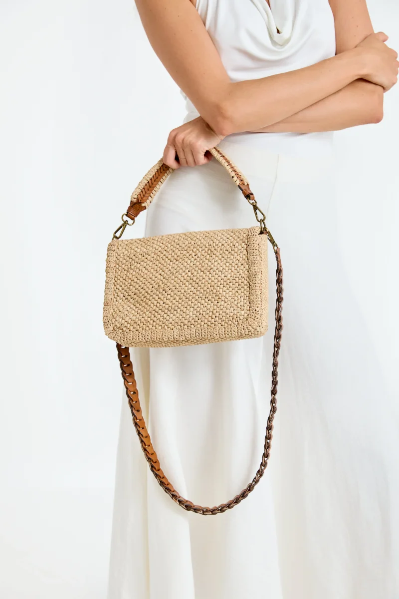 OPERA Black – Image 4