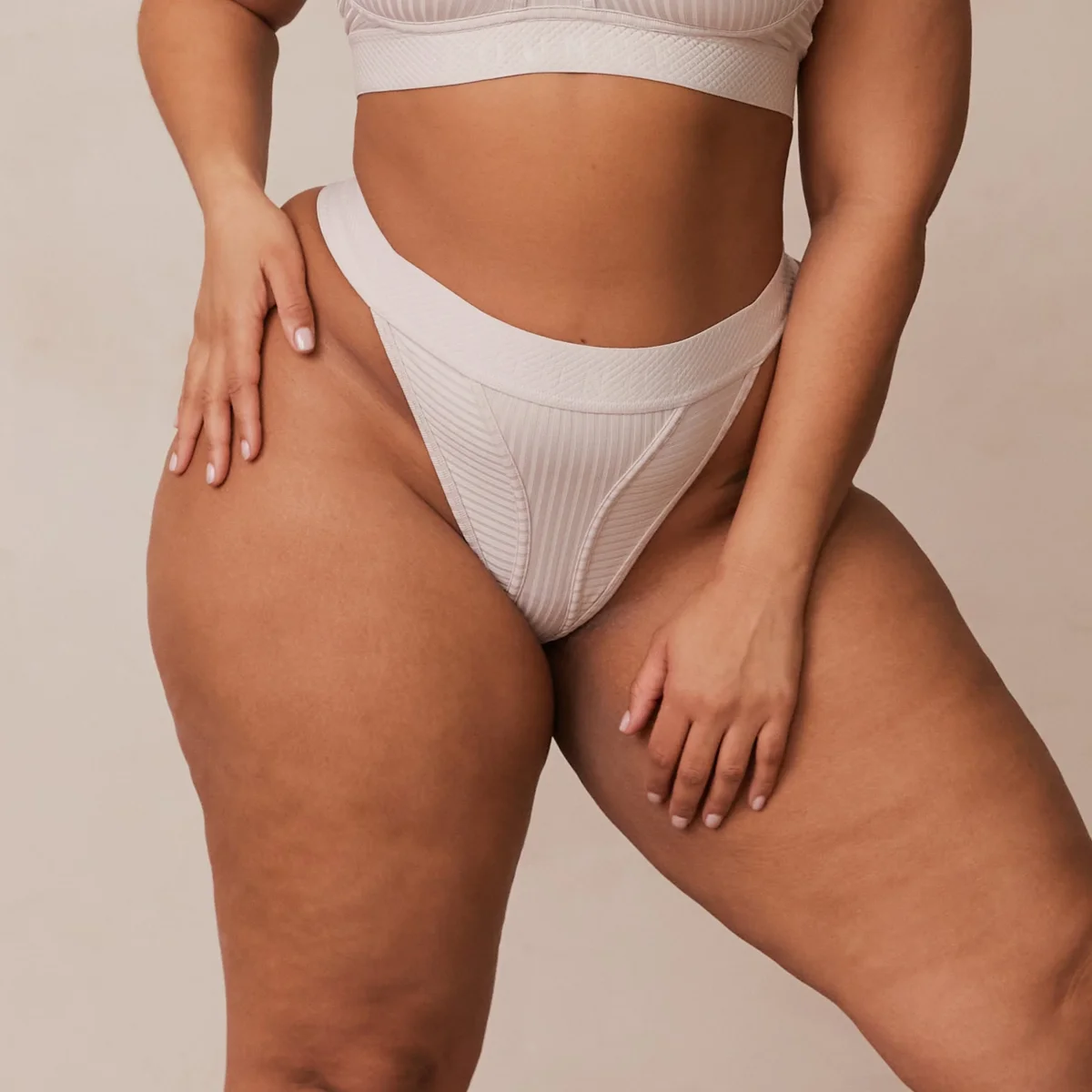 Bare String - Crème – Image 5