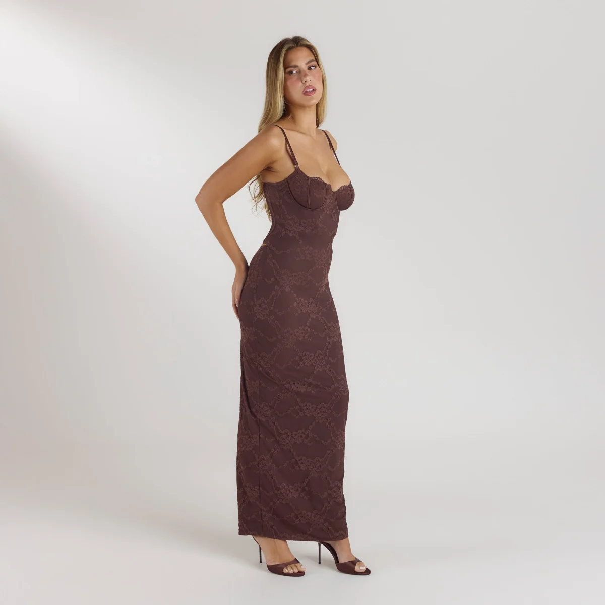 Robe Longue avec Body Blossom - Chocolat – Image 6