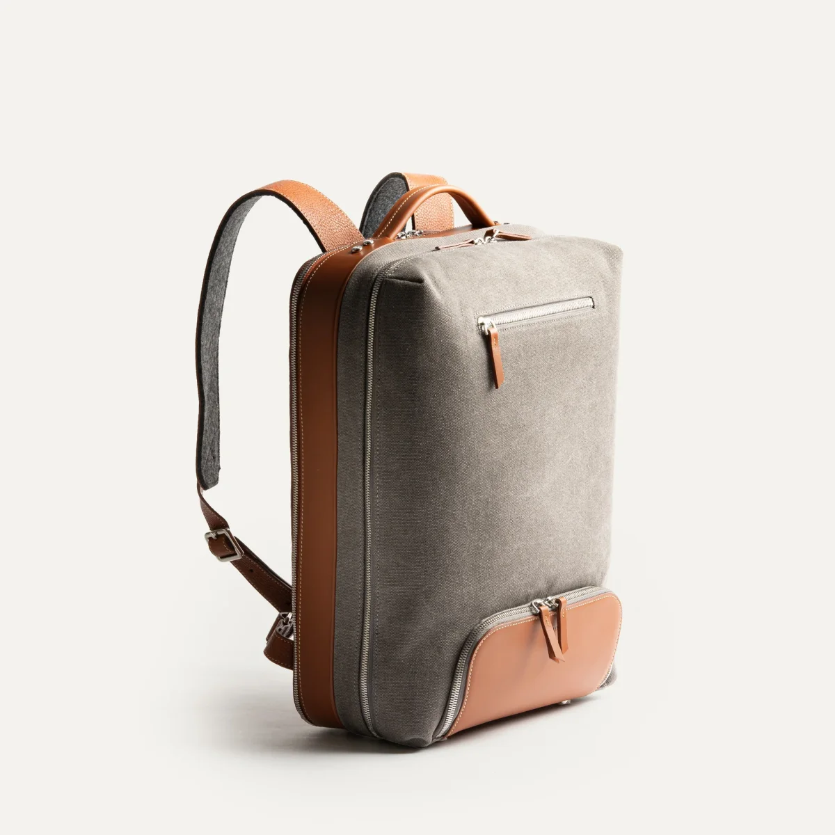 Sac à dos de voyage ~ ANTOINE II - GRIS & COGNAC – Image 2
