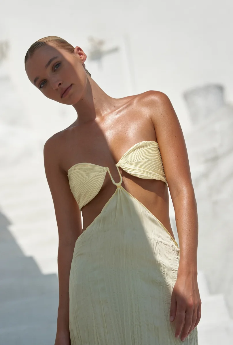 Robe longue en satin Voila – Image 4