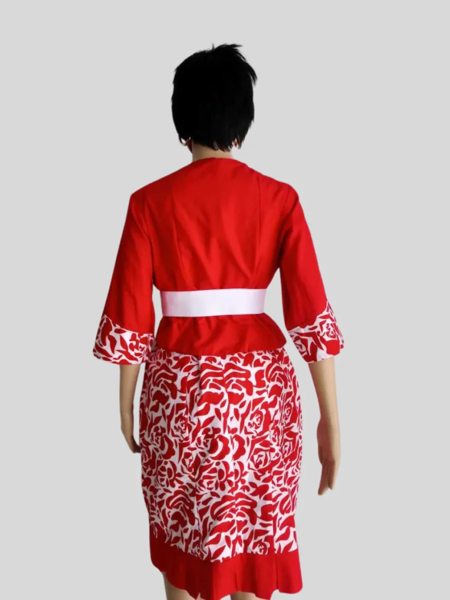 Ensemble tailleur ROUGE en coton imprimé fait main – Image 5