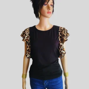 T-shirt léopard à volants