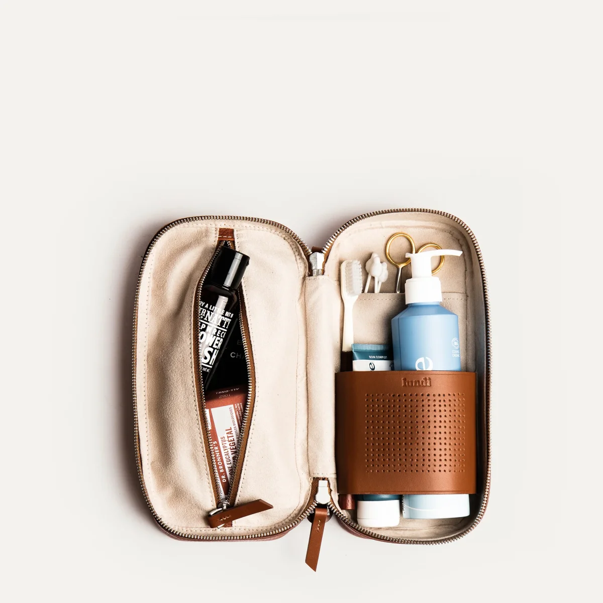 Trousse de toilette cuir ~ CLARA - COGNAC – Image 3