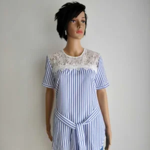 Blouse en dentelle BLEUE à rayures