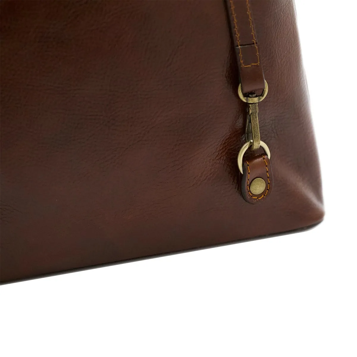 Sac en cuir convertible en sac à dos Noemi – Image 8