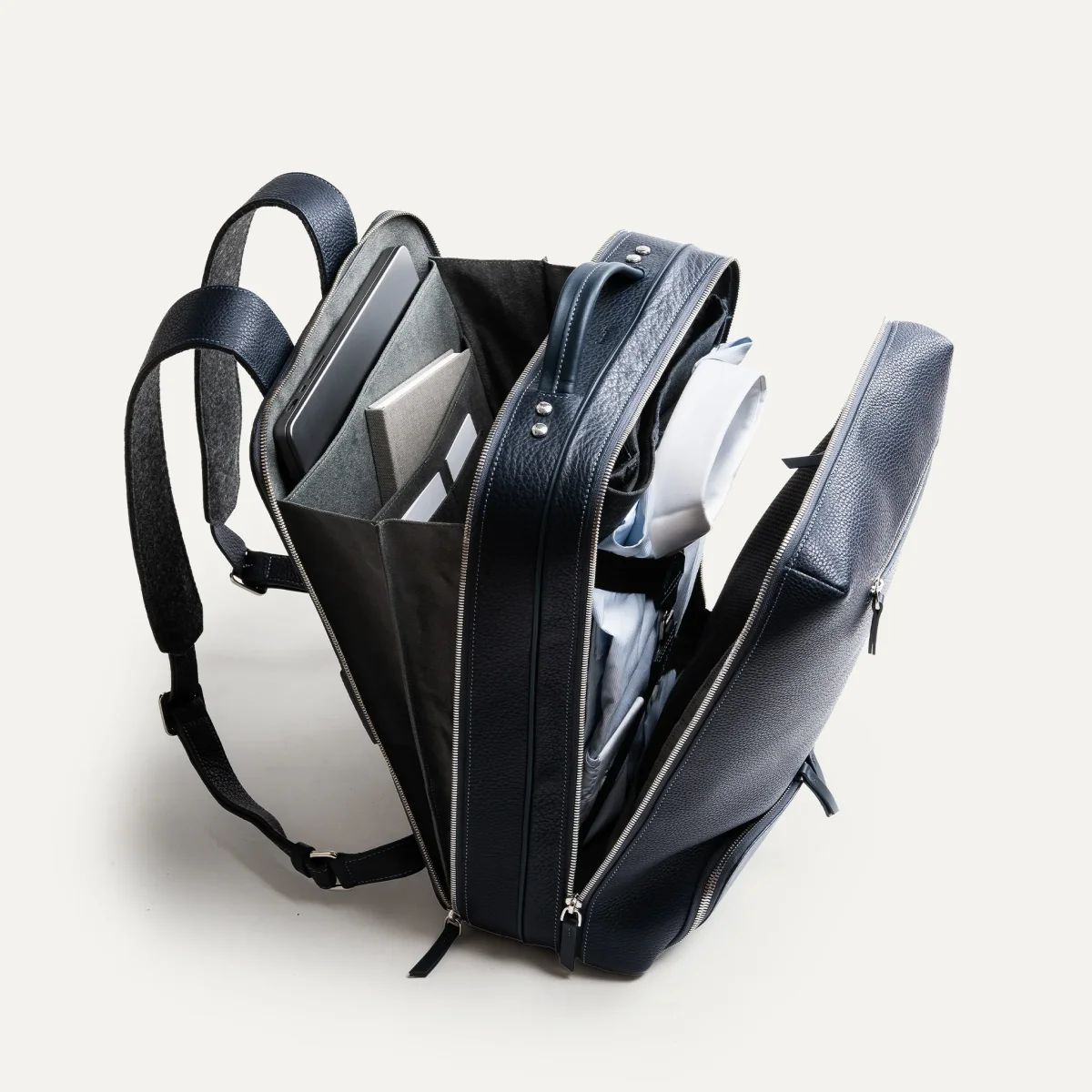 Sac à dos de voyage ~ GASPARD - CUIR MARINE – Image 3