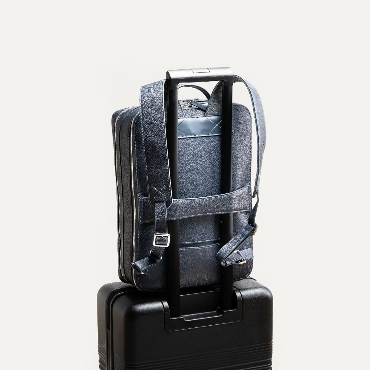 Sac à dos de voyage ~ GASPARD - CUIR MARINE – Image 4