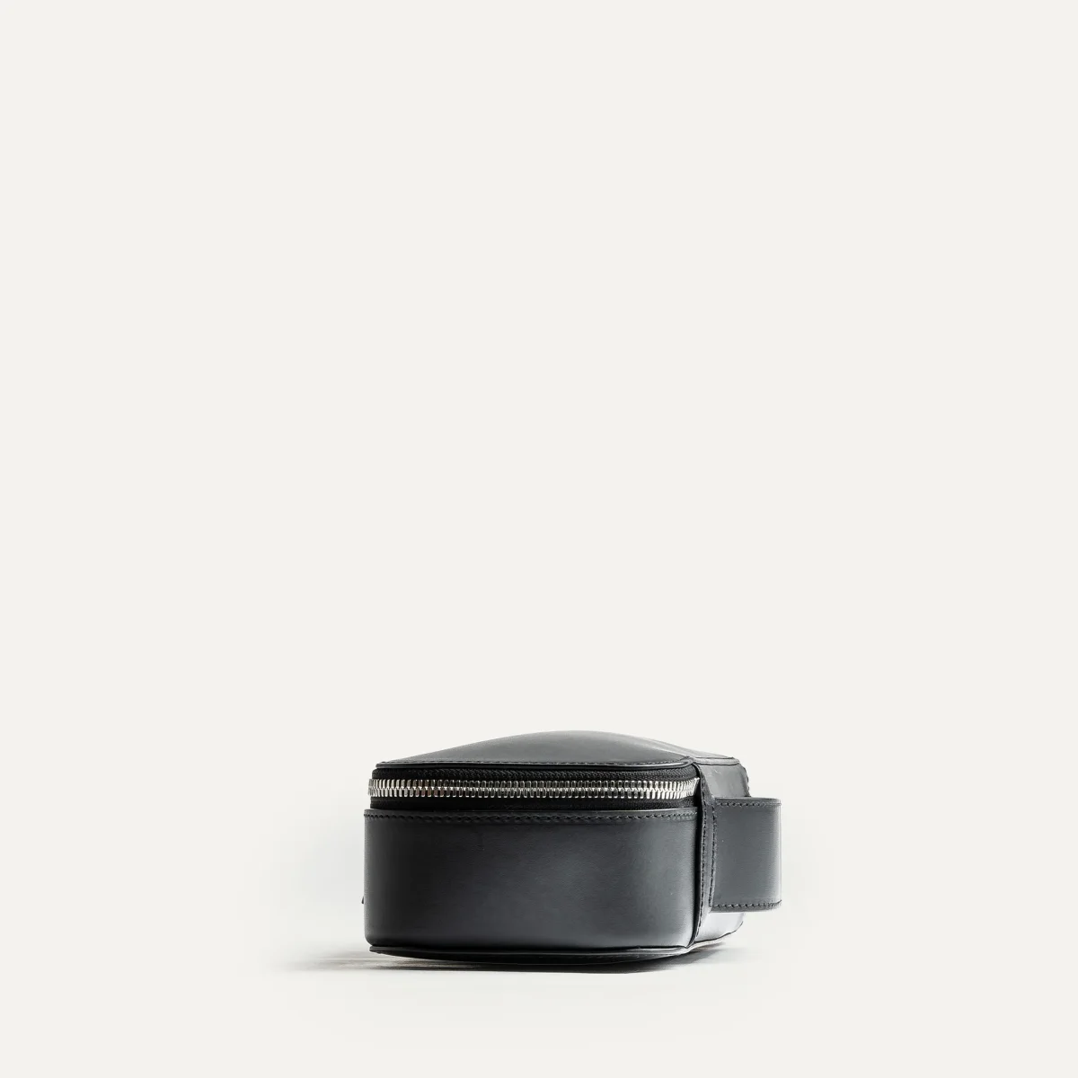 Trousse de toilette cuir ~ GINA II - NOIR – Image 7