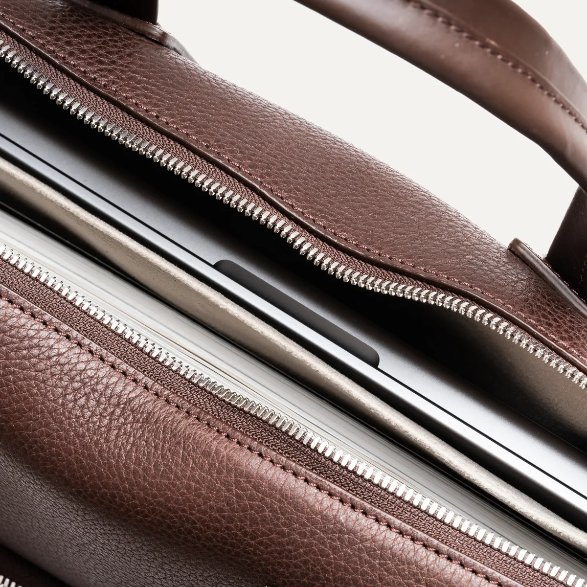 Porte-documents cuir grainé et lisse ~ LEWIS - MARRON – Image 9