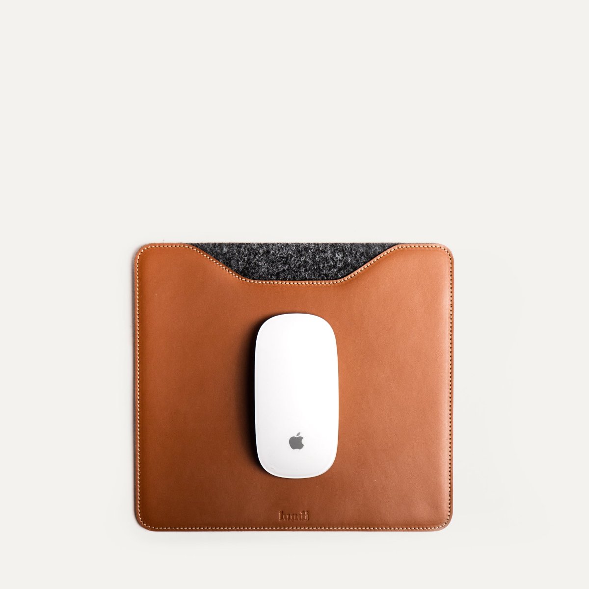 Tapis de souris en cuir ~ NINO - COGNAC – Image 2