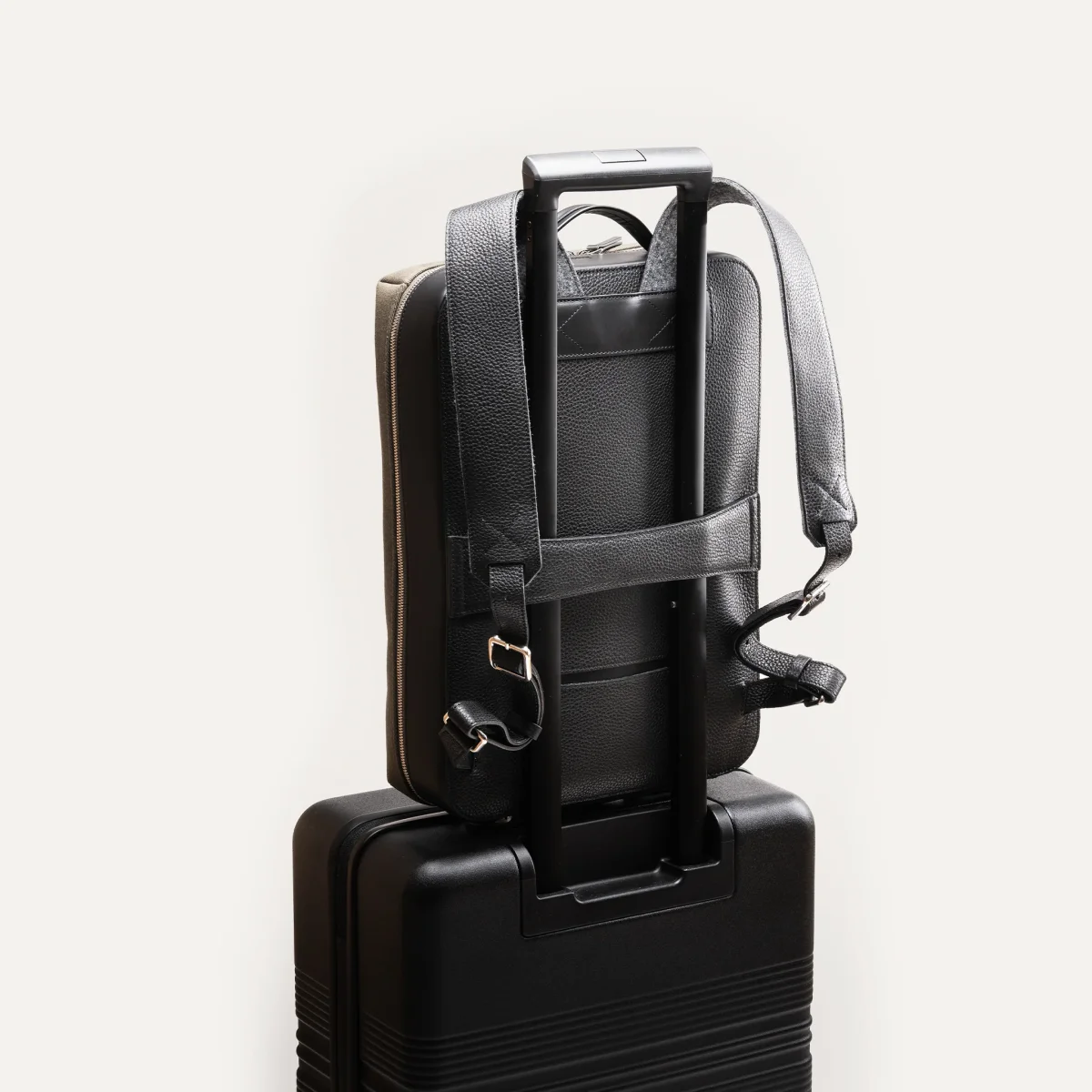 Sac à dos en toile et cuir ~ RUBENS - KAKI & NOIR – Image 3