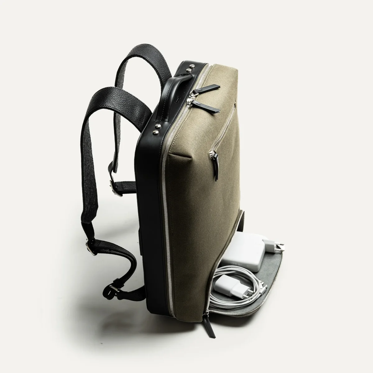 Sac à dos en toile et cuir ~ RUBENS - KAKI & NOIR – Image 5