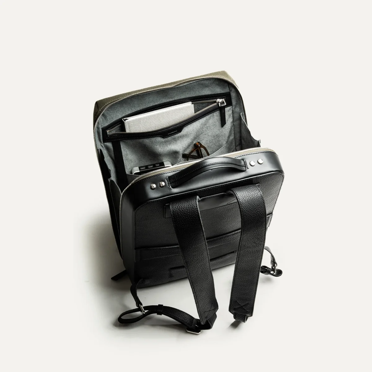 Sac à dos en toile et cuir ~ RUBENS - KAKI & NOIR – Image 9