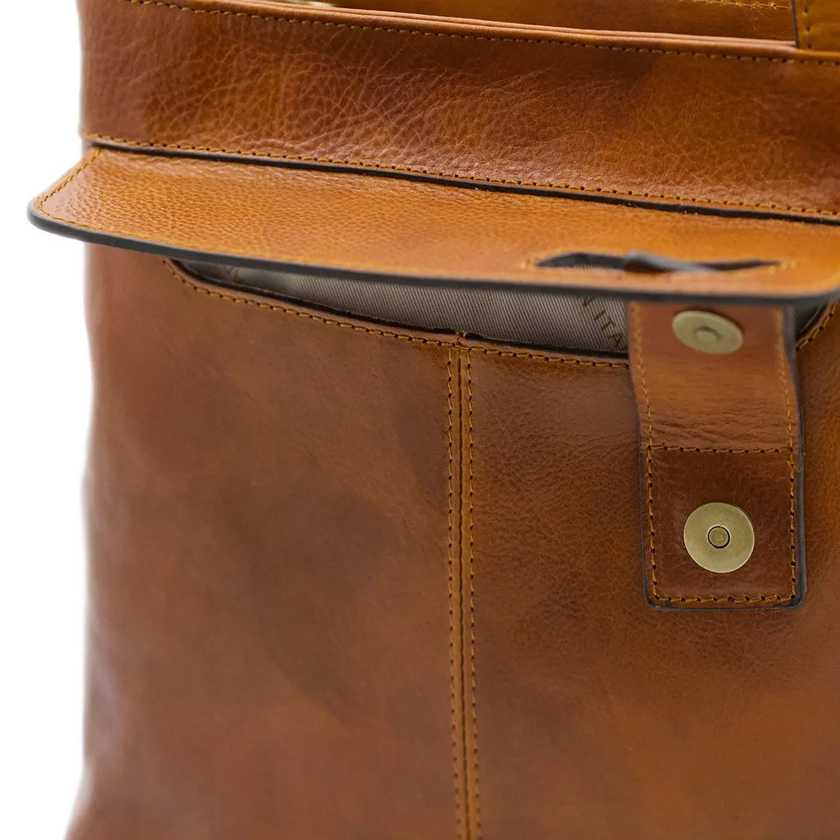 Sac en cuir convertible en sac à dos Noemi – Image 5