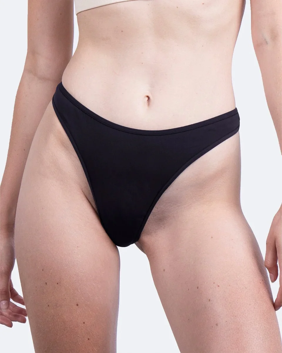 String menstruel noir – Image 3