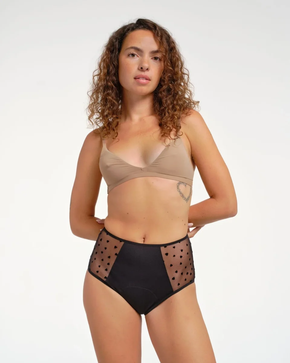 Taille haute menstruelle tulle cœur